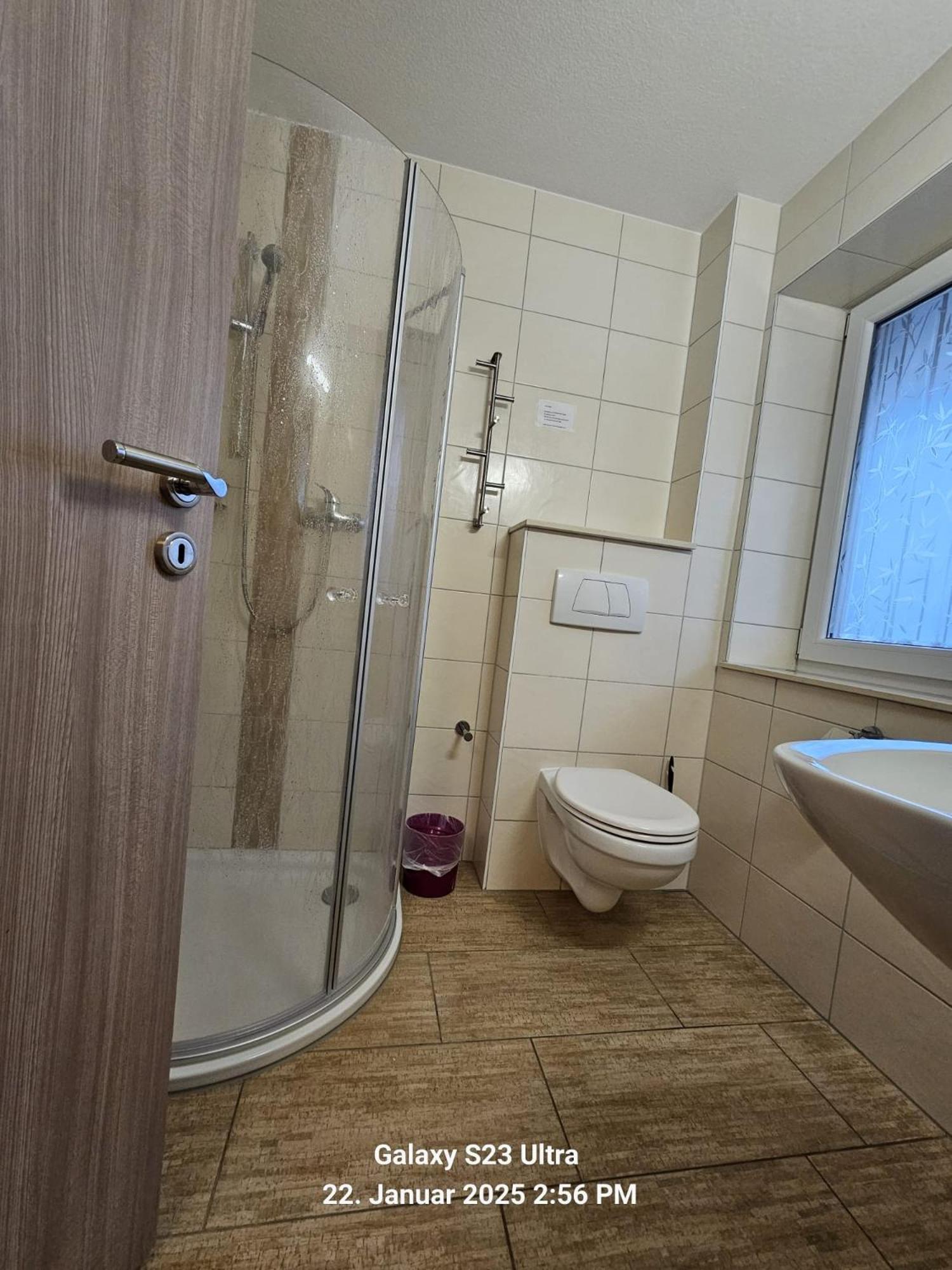 Pension Mondlicht Norddeich Норден Экстерьер фото