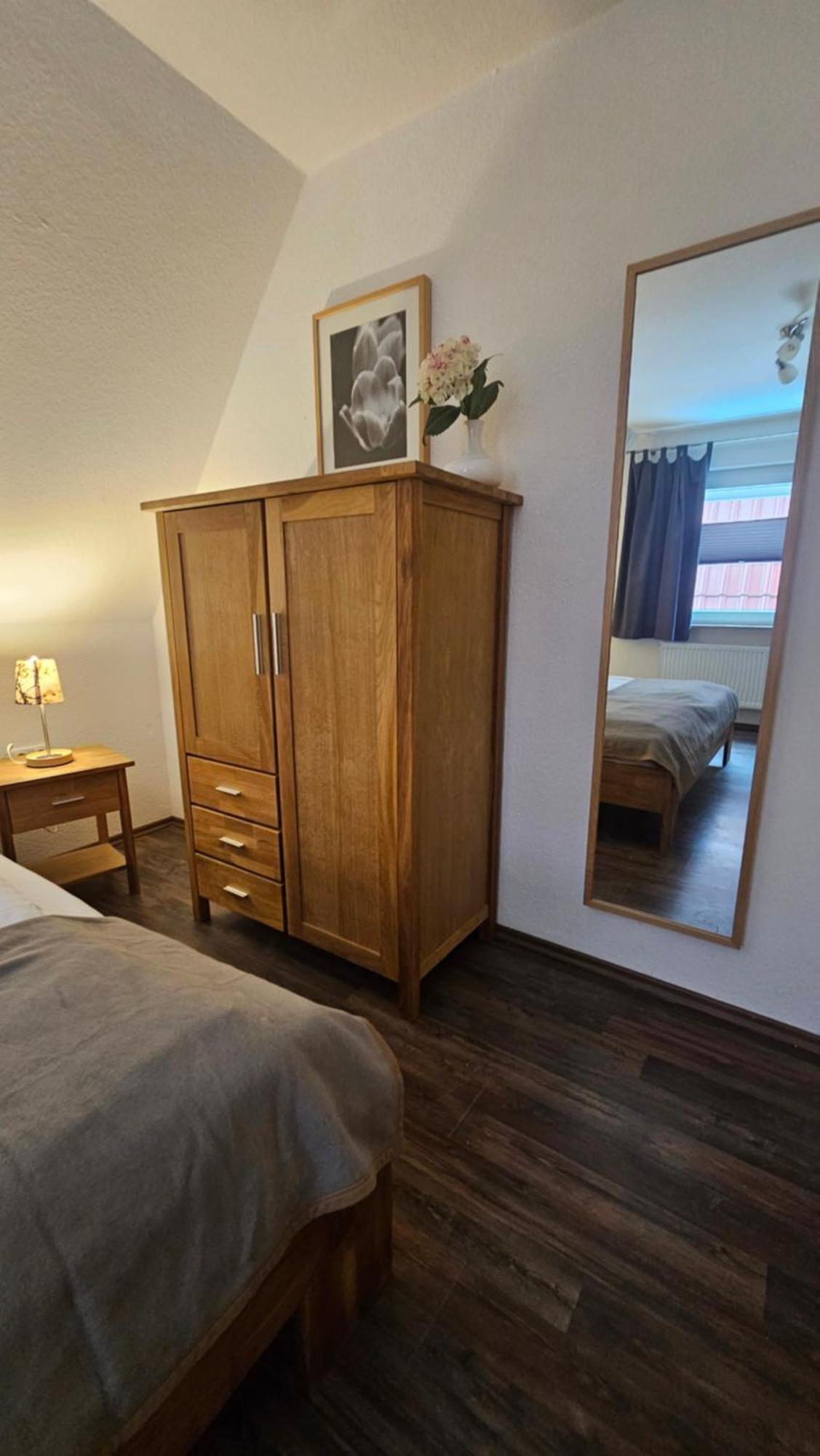 Pension Mondlicht Norddeich Норден Экстерьер фото
